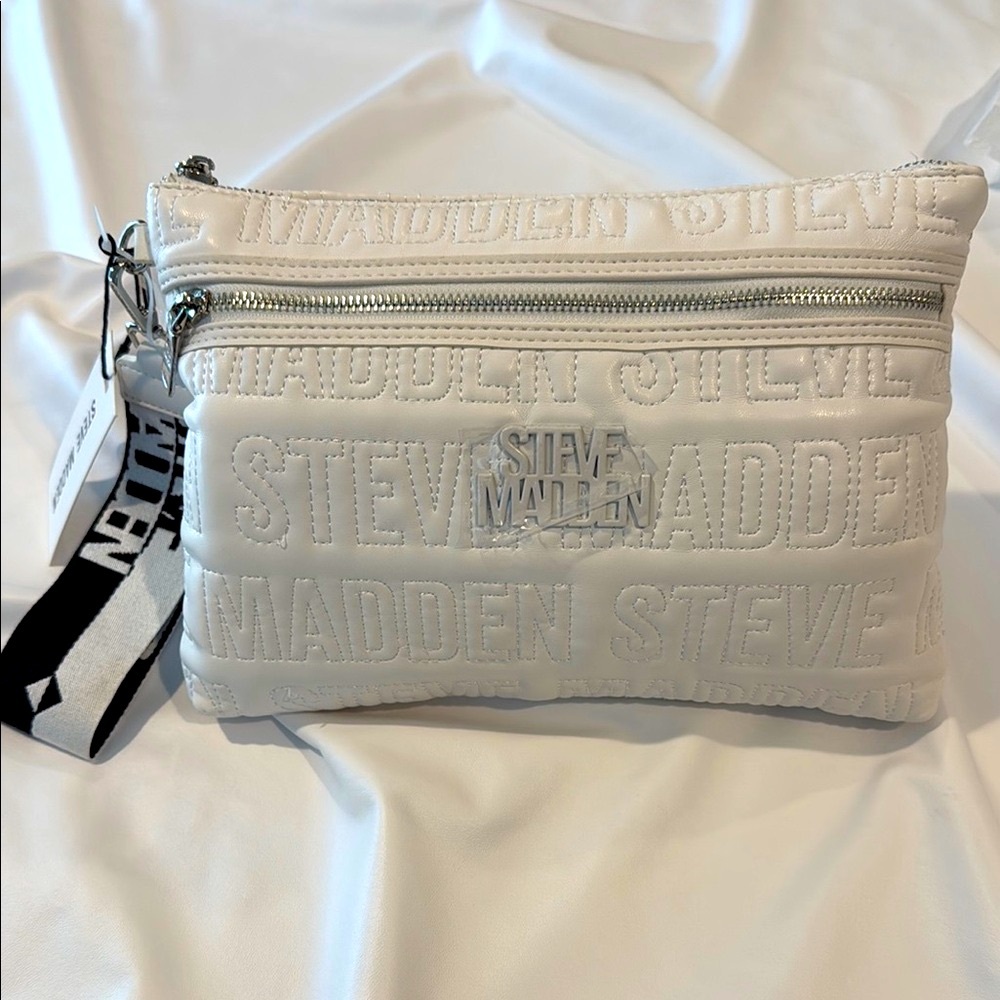 NWTS Steve Madden White Quilted Crossbody Bag